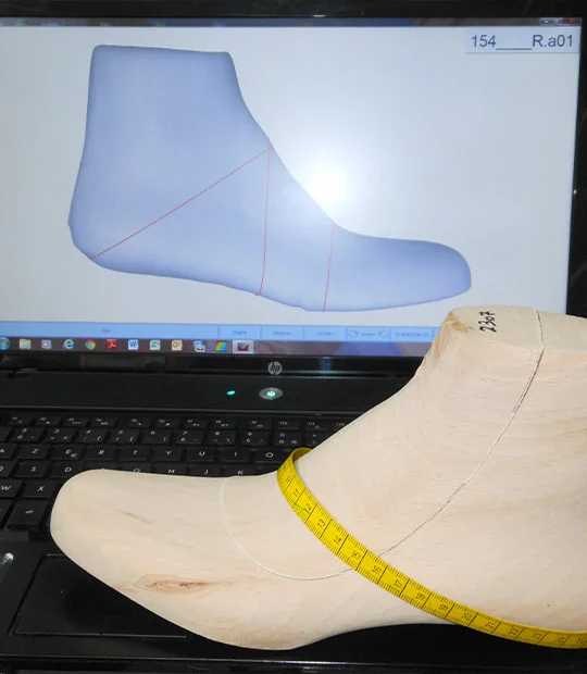 Conception 3D chaussures orthopédiques Laval
